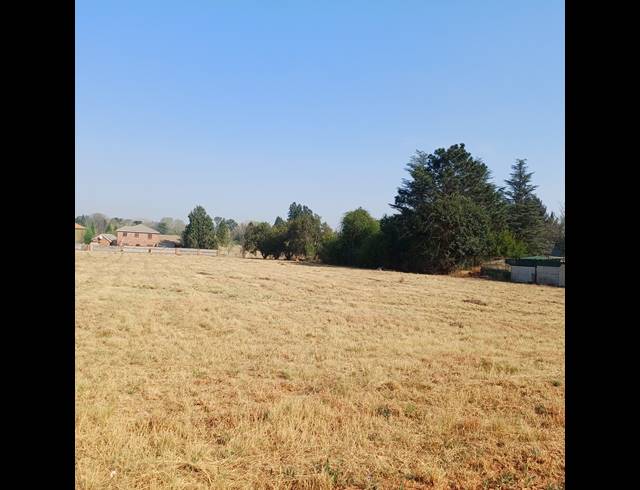 3,852M² VACANT LAND FOR SALE IN HENLEY ON KLIP